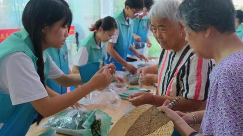 廣東江門(mén)中醫(yī)藥職業(yè)學(xué)院 傳承紅色基因，弘揚(yáng)中醫(yī)文化，開(kāi)展養(yǎng)生保健服務(wù)活動(dòng)